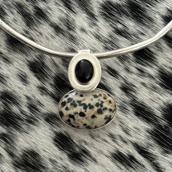 Dalmatian Jasper black onyx sterling silver pendant - Picture 7 of 7